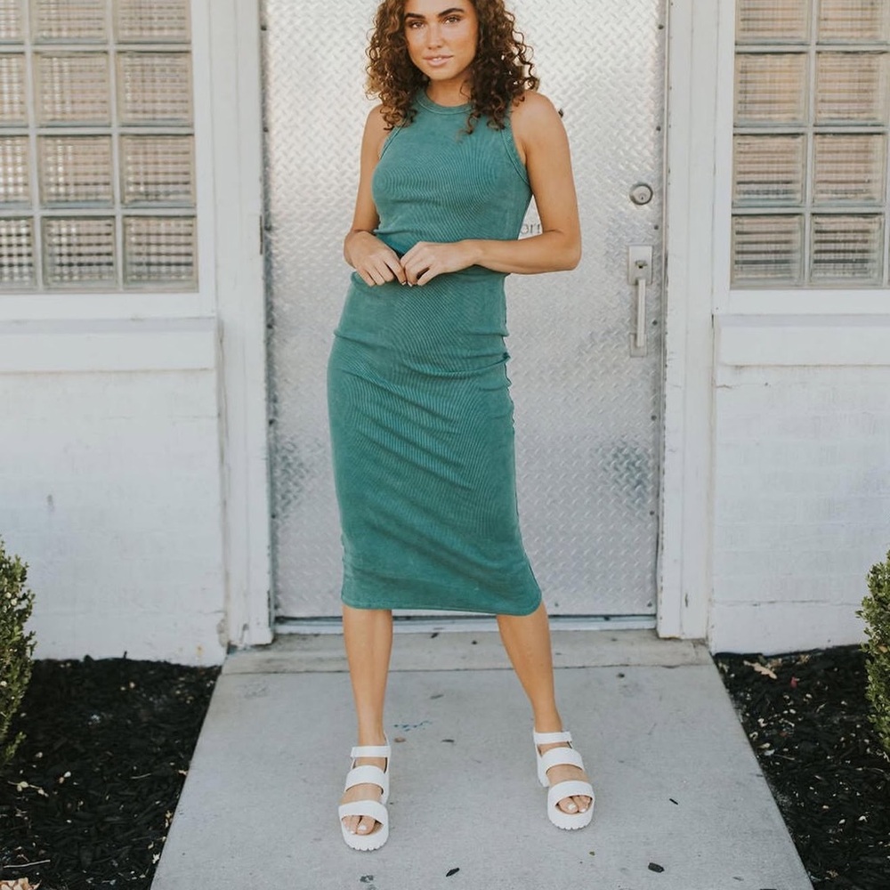 Henly Acadia Ribbed Maxi Dress